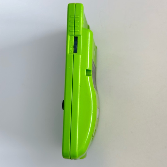 Nintendo Game Boy Color Handheld Game Console CGB-001 Kiwi - Picture 3 of 8